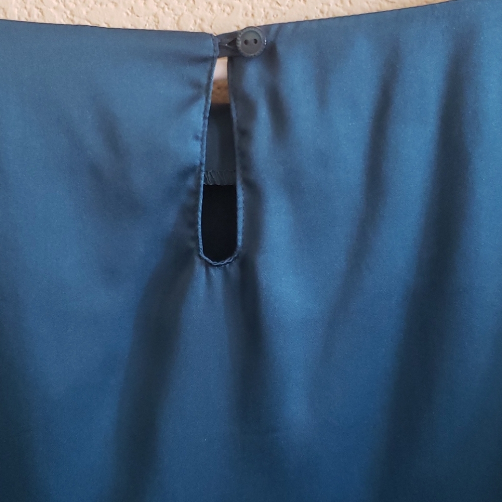 Top - Picture 5 of 6